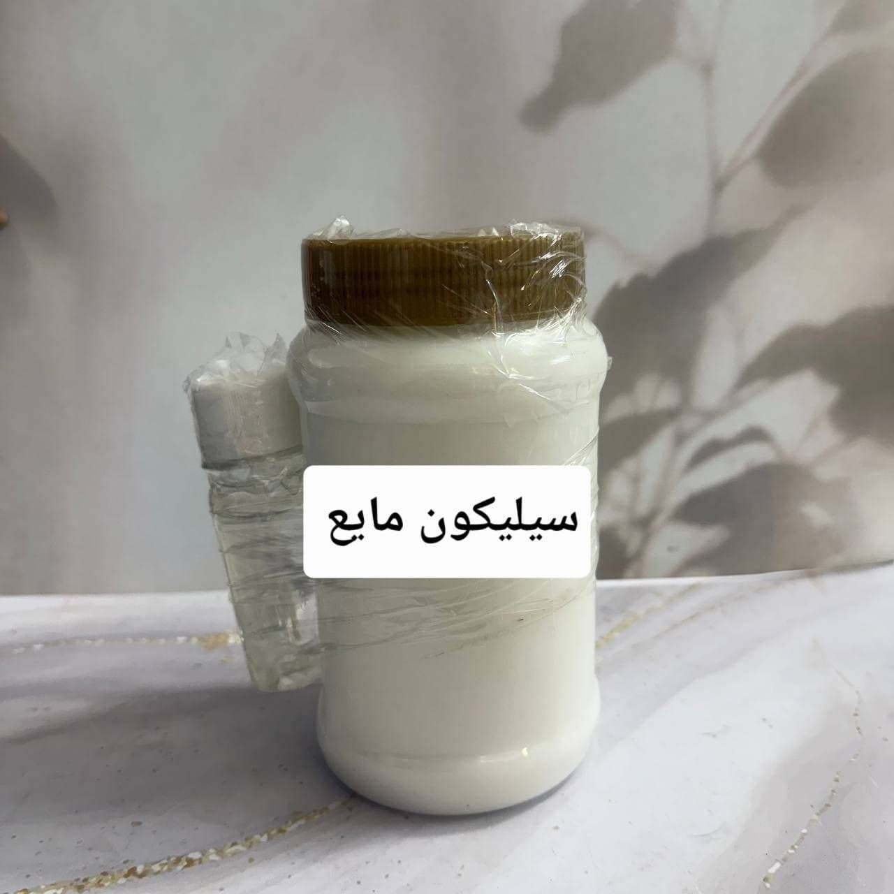 قوطی سیلیکون مایع از نما بغل