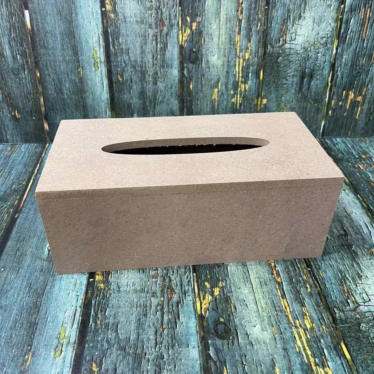 جعبه ی چوبی دستمال کاغذی از نمای رو به رو
